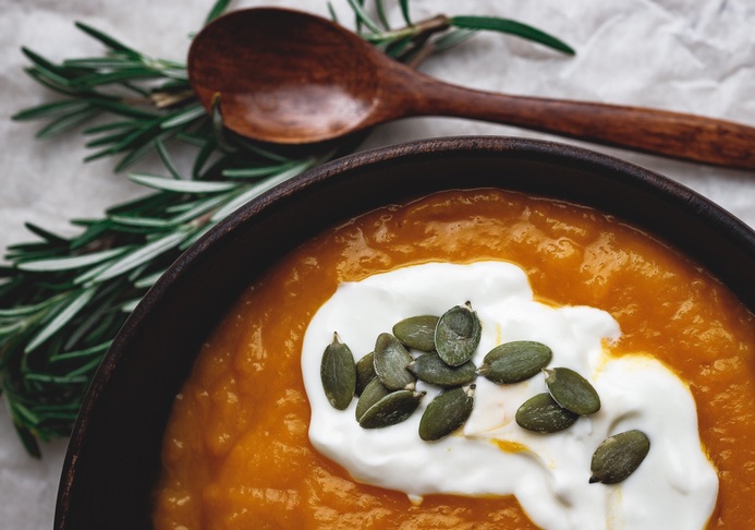 Una razón más por la que las semillas de calabaza, las nueces y lentejas son buenas para ti