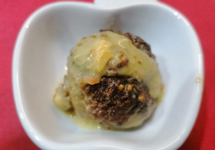 Albóndigas de berenjena con salsa de limón