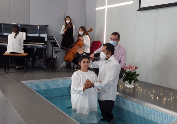 Magdalena G.M. se bautiza en Málaga