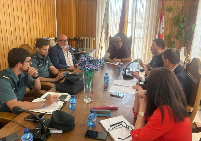 Camporé 2025: JAE se reúne con autoridades locales de Covaleda