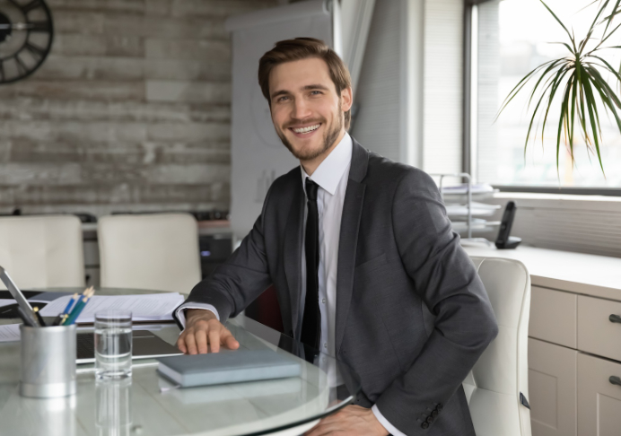 Oferta de trabajo como auxiliar de contabilidad en el CAS