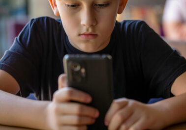 dependencia digital adolescentes niños
