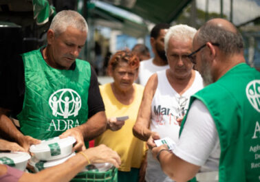ADRA Voluntarios sembradores de esperanza