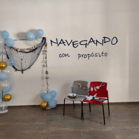 Nuestro lema: Navegando con propósito.