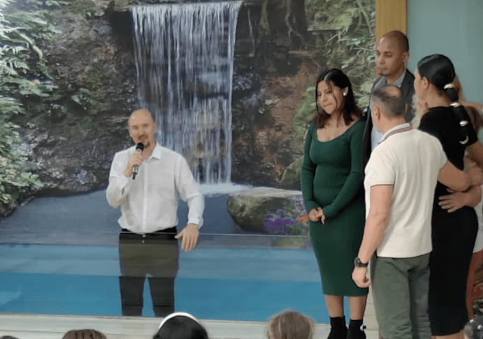 Manoli, Valeria, María y Adrián se bautizan en Murcia