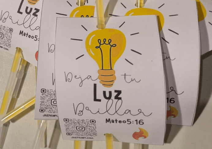 Luz en medio de la oscuridad, en Pamplona