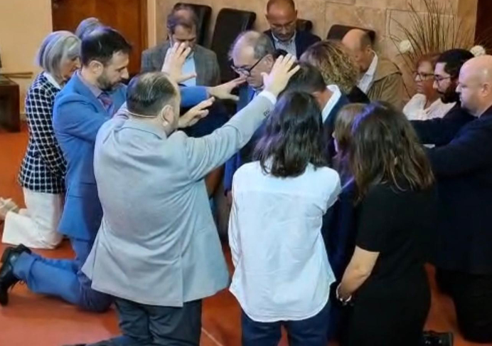 Nuevos ancianos se suman al equipo de la iglesia de Reus
