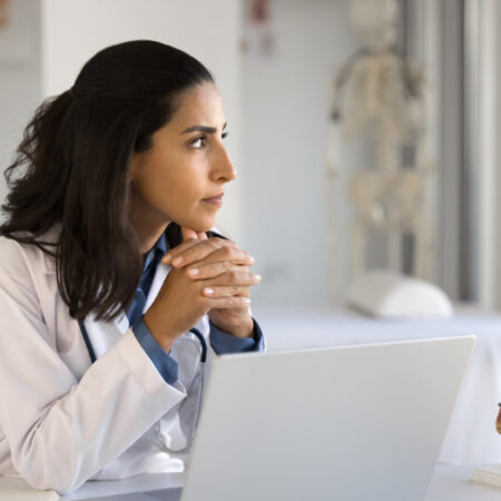 Redacción Médica: Retraso OPE enfermeras adventistas