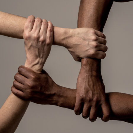 Golpeado por la palabra ‘philoxenos’