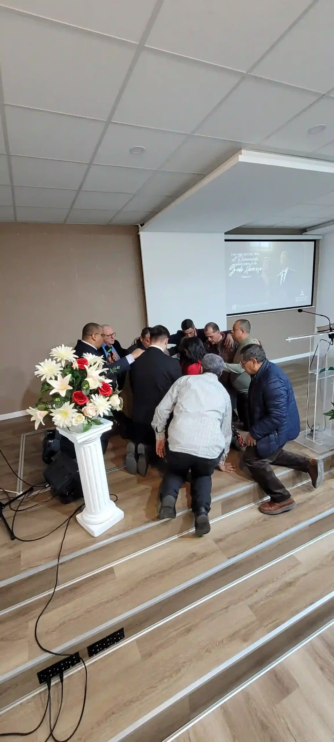 La Iglesia de Toledo Ordena a sus Nuevos Oficiales