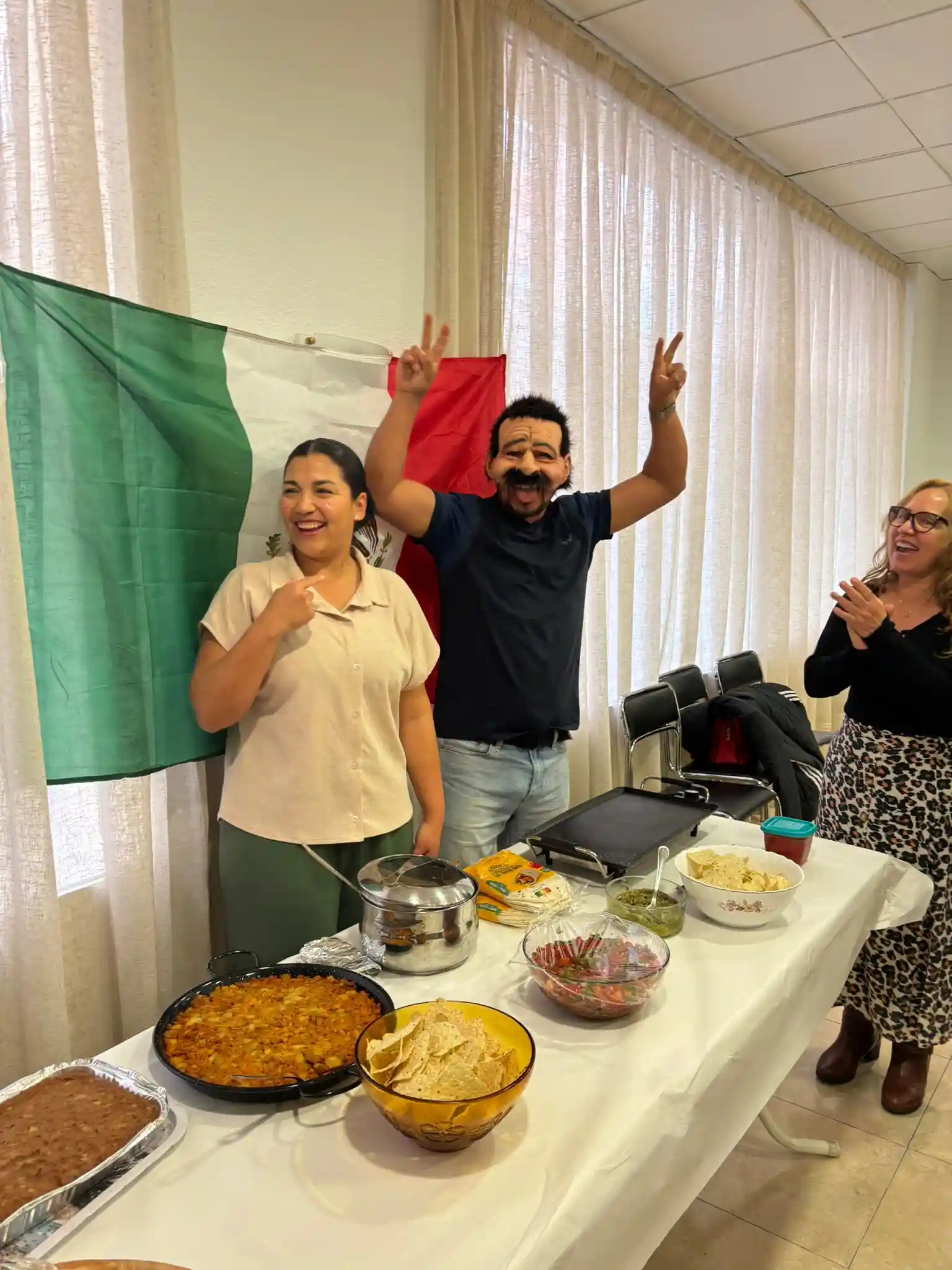 Una Noche de Sabor y Unidad: Éxito Rotundo en Nuestra Cena Temática Mexicana