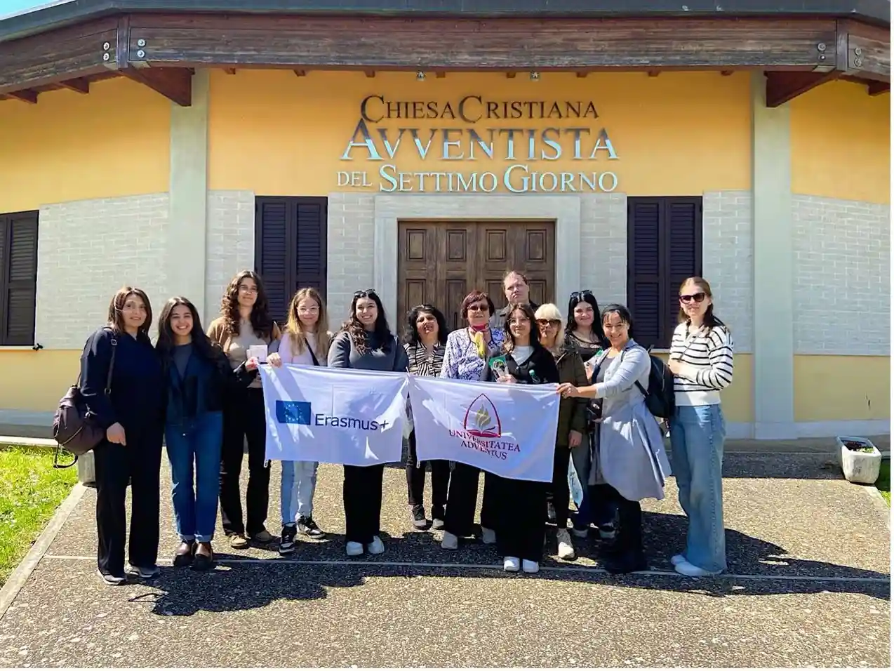 Trabajo Social sin Fronteras: Estudiantes de Erasmus+ en Italia