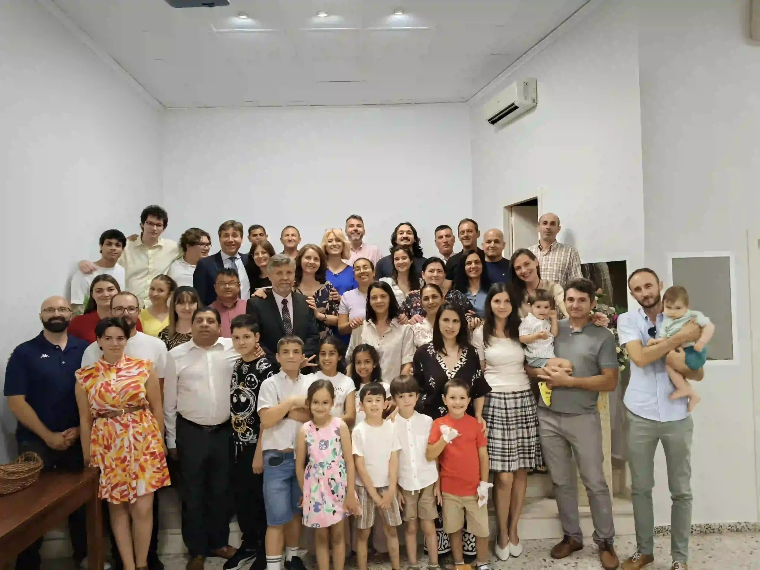 Visita pastoral iglesia Maranatha Elche: reencuentro y fe