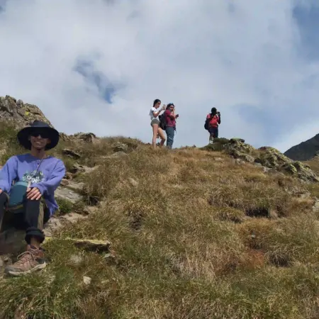 Trekking por las montañas de Andorra durante Sin Fronteras