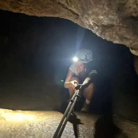 Espeleología en el Campamento Sin Fronteras
