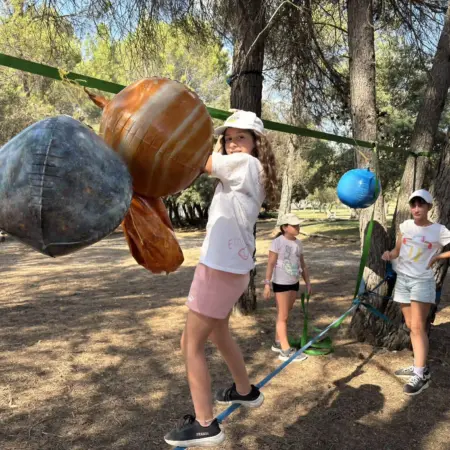 Juegos al aire libre en Entrepeñas