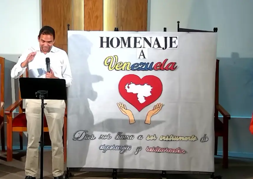 Homenaje a Venezuela tras los terremotos en Vallecas