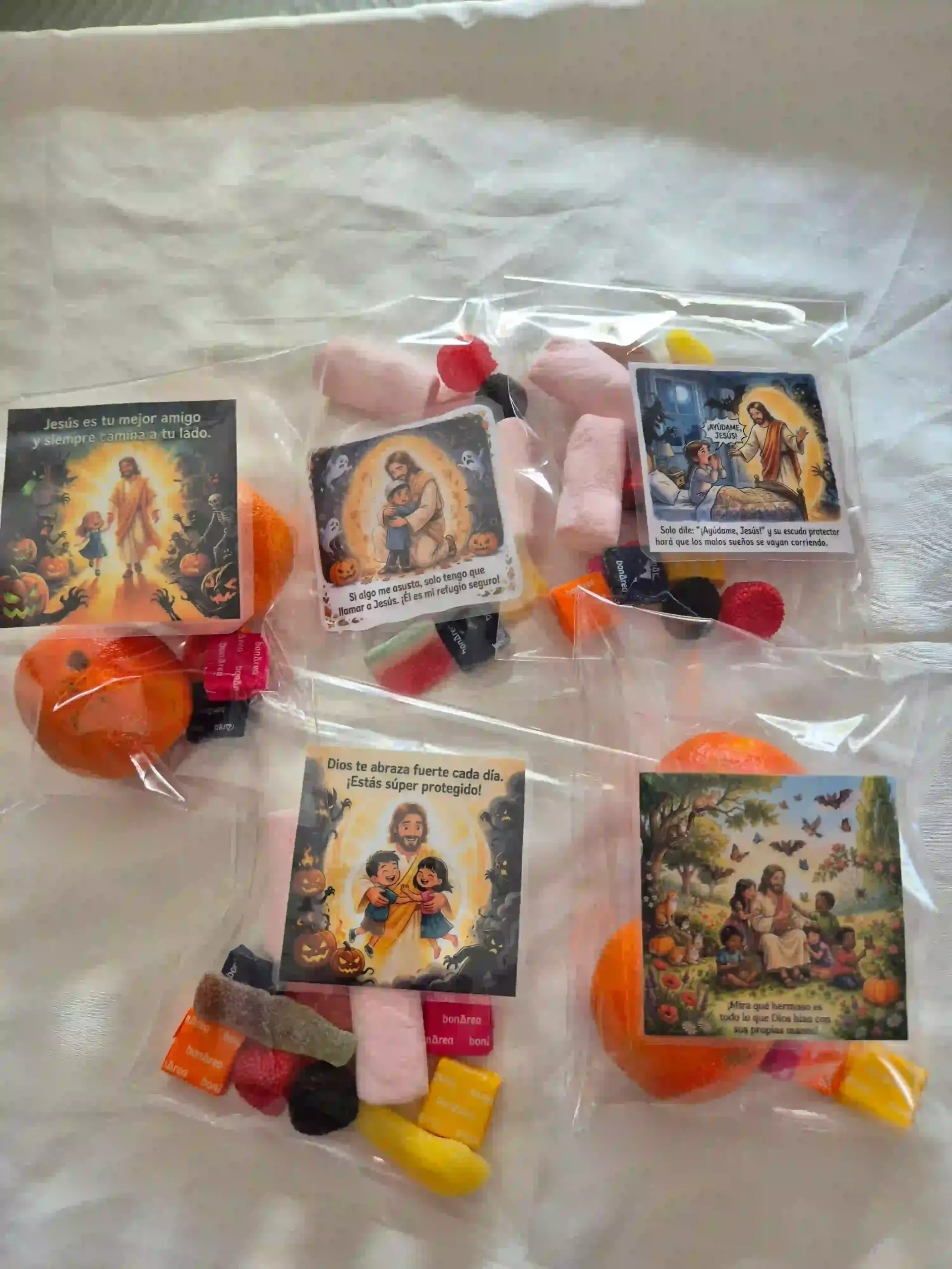 Tarjetas de bendición: compartir esperanza en Halloween