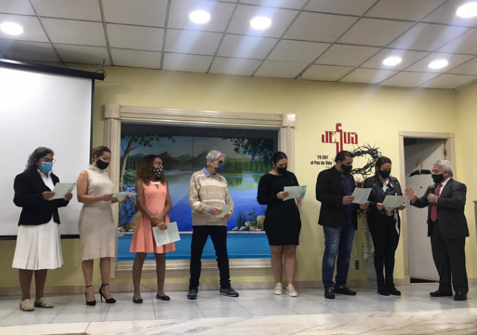 Bautismo de 7 personas en la iglesia de Timoneda (Valencia)