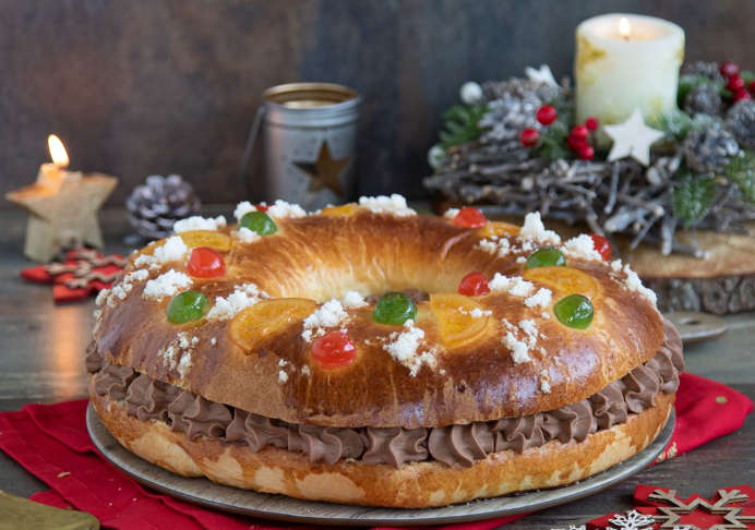 Roscón y «chocolate» a la taza saludables, para el día de Reyes