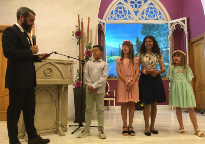 4 jovencitos se bautizan en Lleida