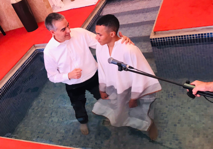 Vinicius se bautiza en Reus