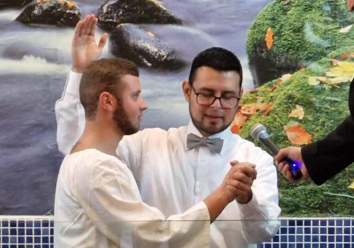Razvan se bautiza en Mallorca