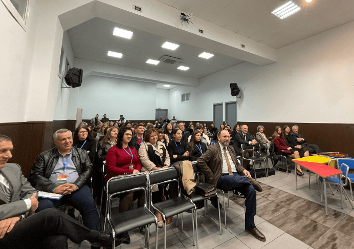 Éxito del Congreso para la formación de maestros de las ESI rumanas